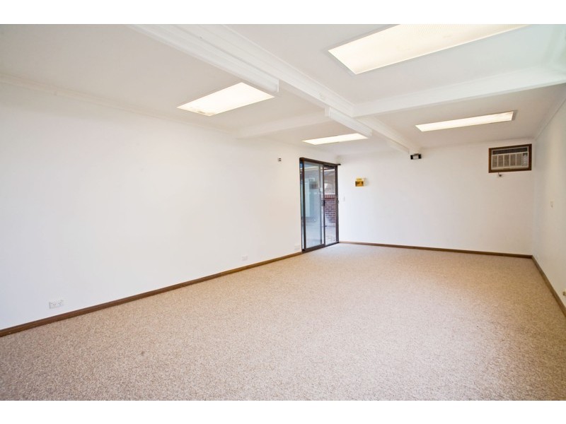 10 Camille Street, Hallett Cove SA 5158