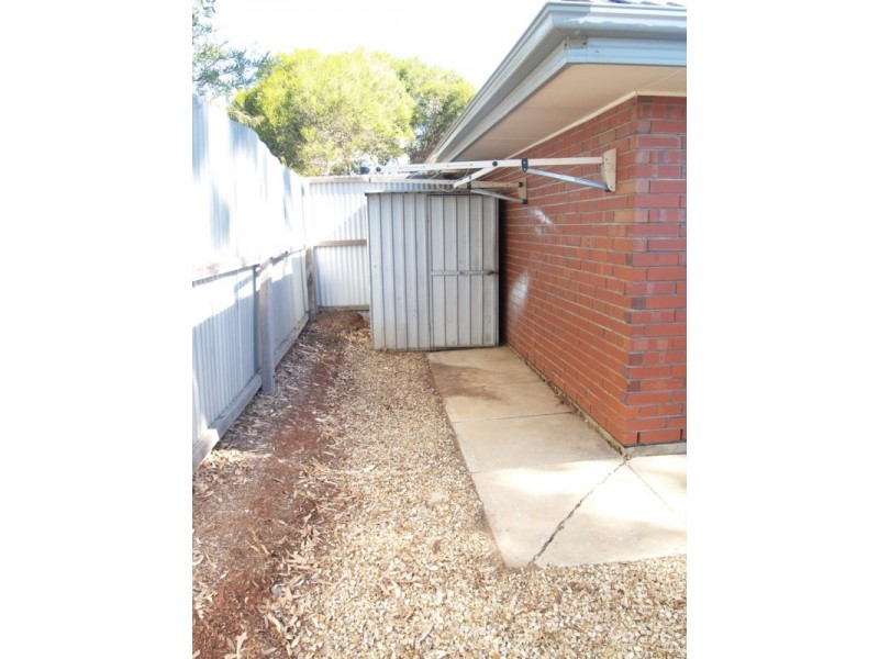 1 Columba Street, Christie Downs SA 5164