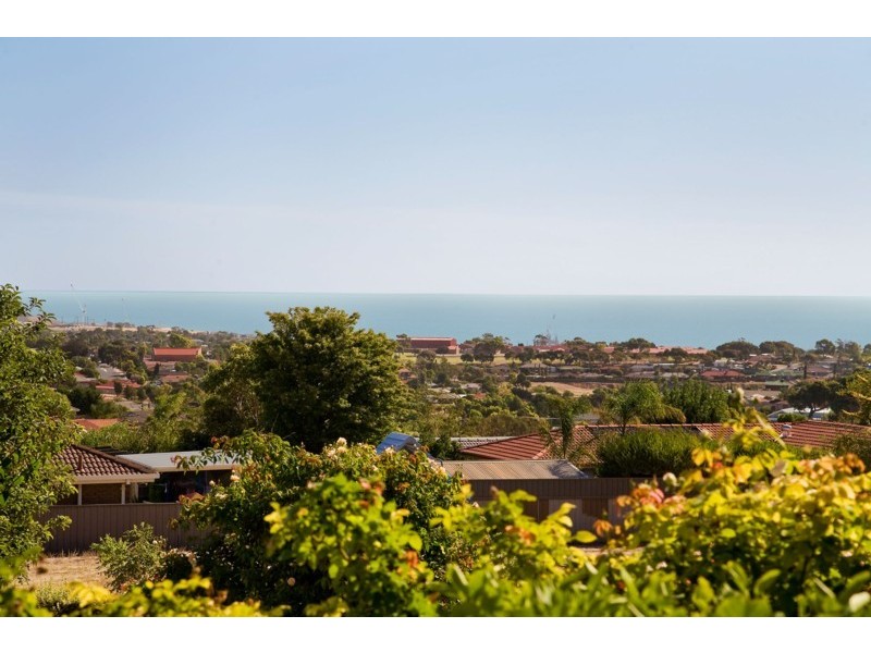 21 Lapwing Street, Hallett Cove SA 5158