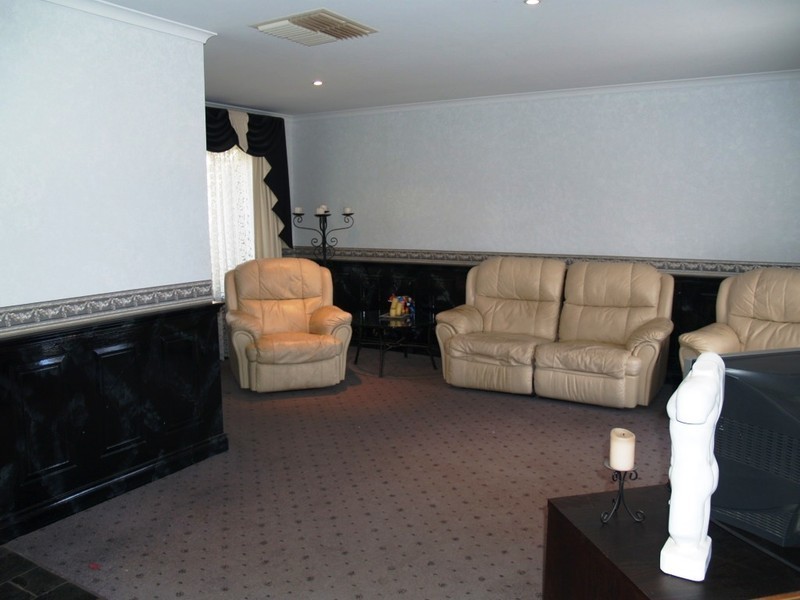 76 Endeavour Drive, Seaford Rise SA 5169