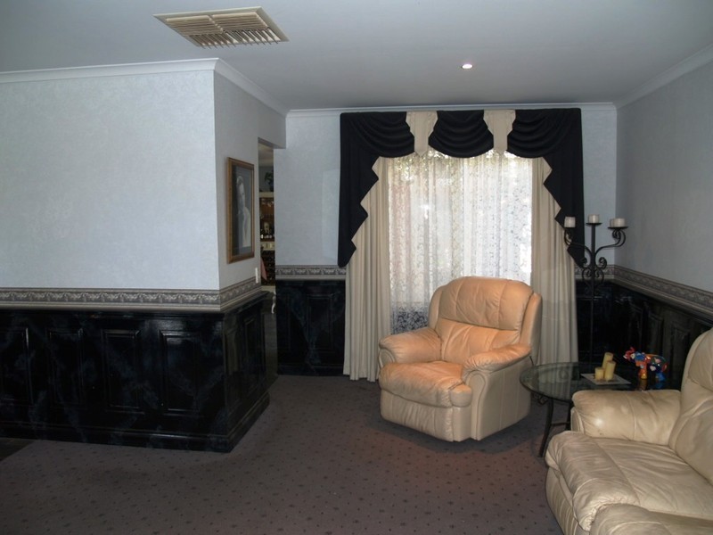 76 Endeavour Drive, Seaford Rise SA 5169