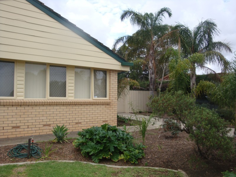 26 Mallett Avenue, Morphett Vale SA 5162