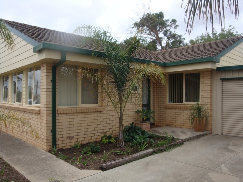 26 Mallett Avenue, Morphett Vale SA 5162