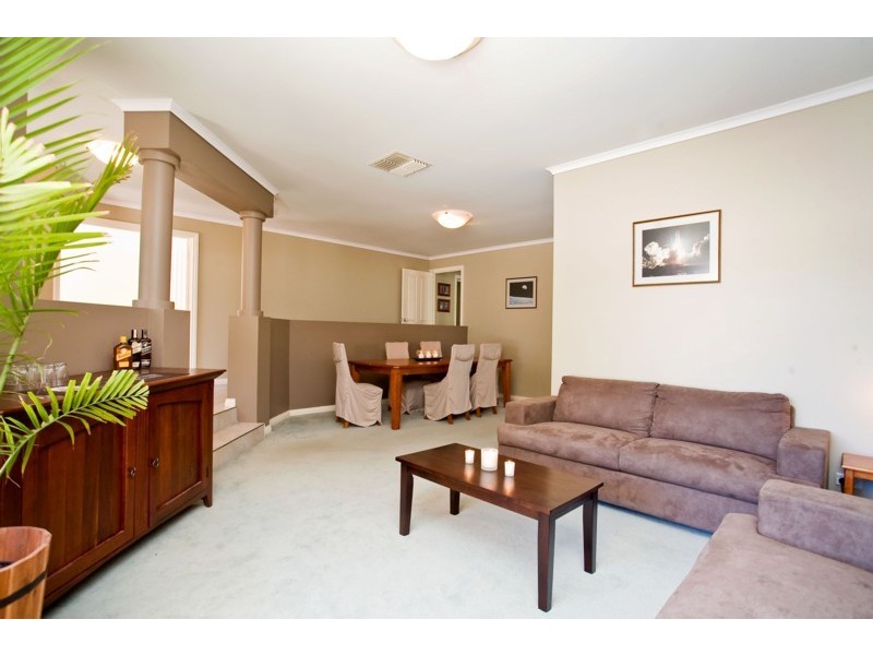 2 View Court, Happy Valley SA 5159