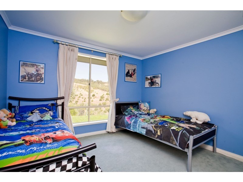 2 View Court, Happy Valley SA 5159