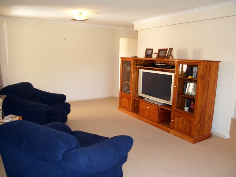 36 Nyrang Circuit, Woodcroft SA 5162