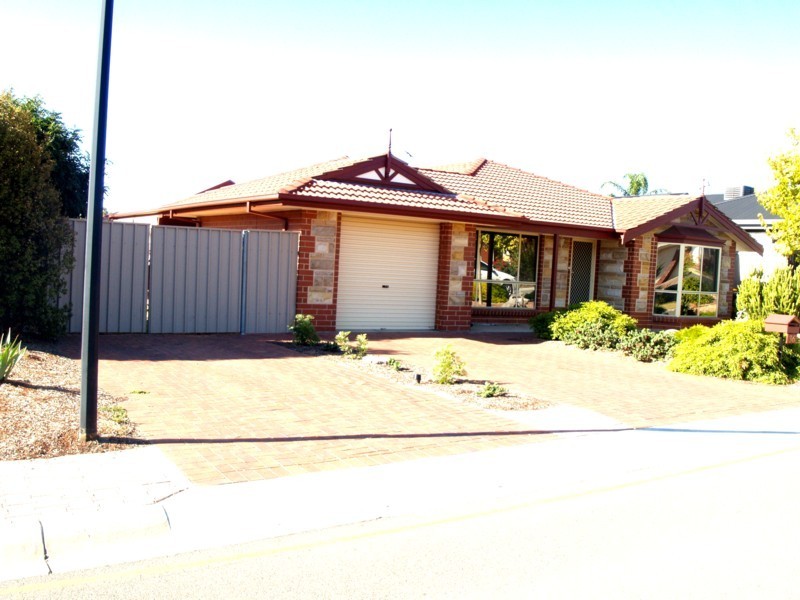 36 Nyrang Circuit, Woodcroft SA 5162