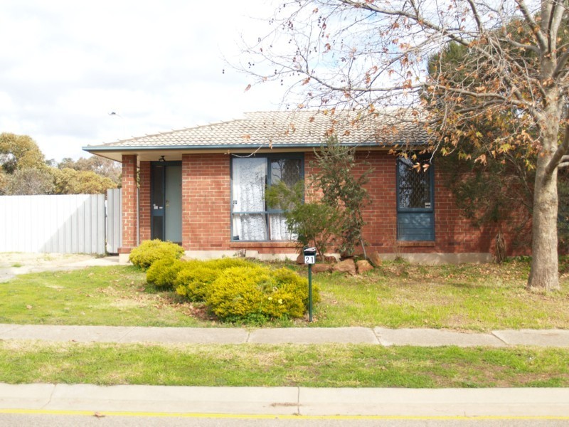 21 Cooder Crescent, Morphett Vale SA 5162