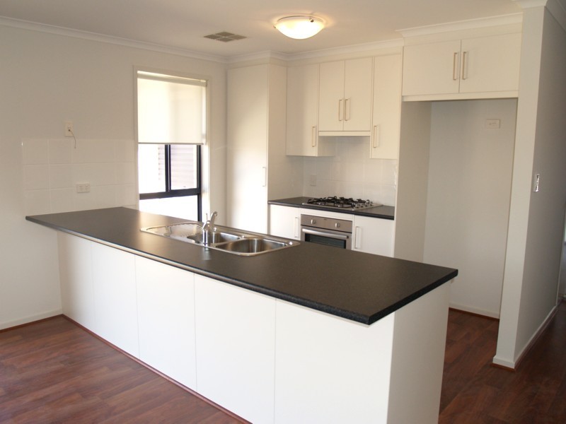 9 Sand Street, Seaford Meadows SA 5169