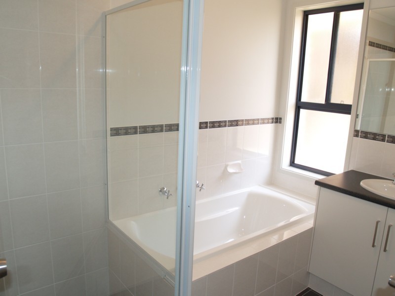 9 Sand Street, Seaford Meadows SA 5169