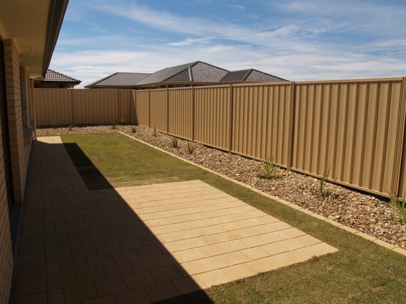 9 Sand Street, Seaford Meadows SA 5169