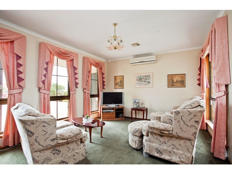 7 Grecian Court, Hallett Cove SA 5158