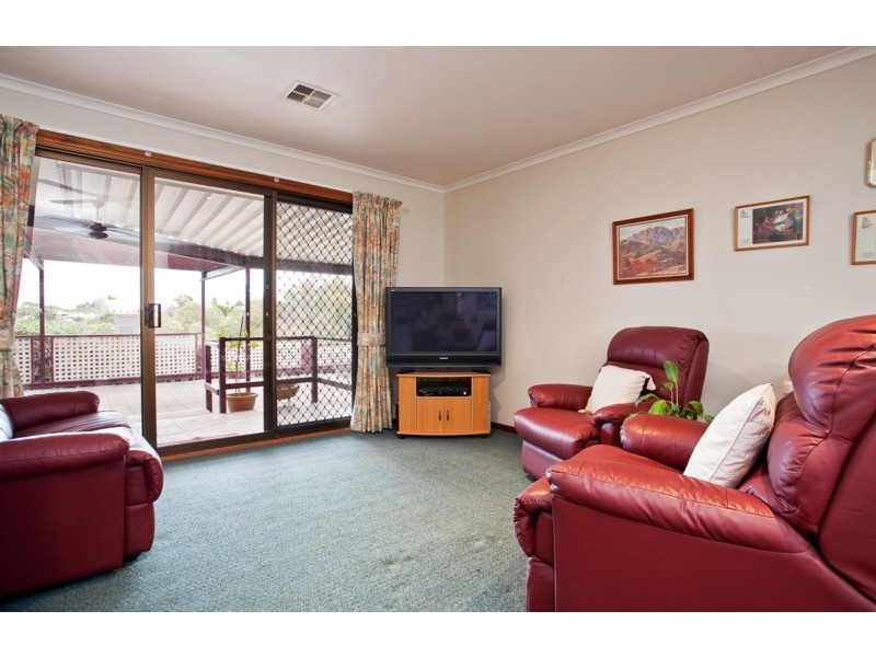 7 Grecian Court, Hallett Cove SA 5158