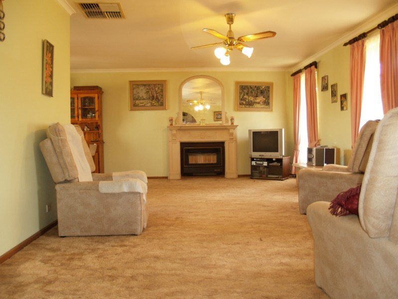 22 Tripoli Road, Happy Valley SA 5159