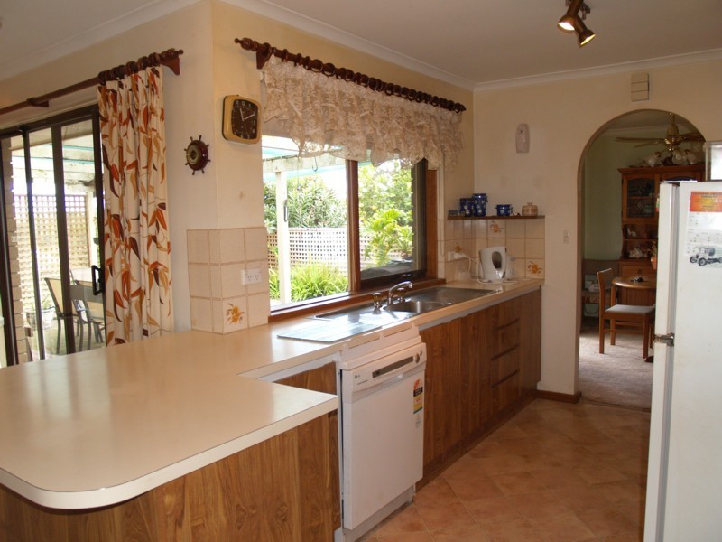 22 Tripoli Road, Happy Valley SA 5159