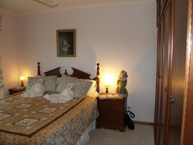 23 Jacqueline Avenue, Woodcroft SA 5162