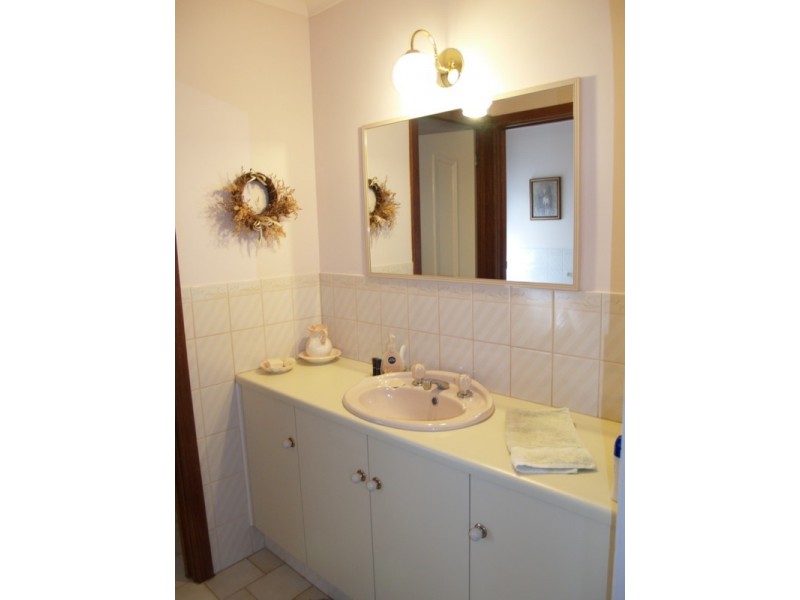 23 Jacqueline Avenue, Woodcroft SA 5162