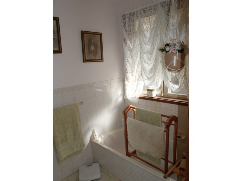 23 Jacqueline Avenue, Woodcroft SA 5162