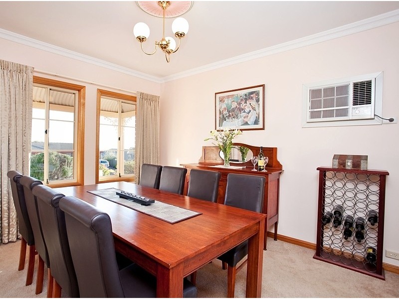 24 Fairhill  Street, Hallett Cove SA 5158