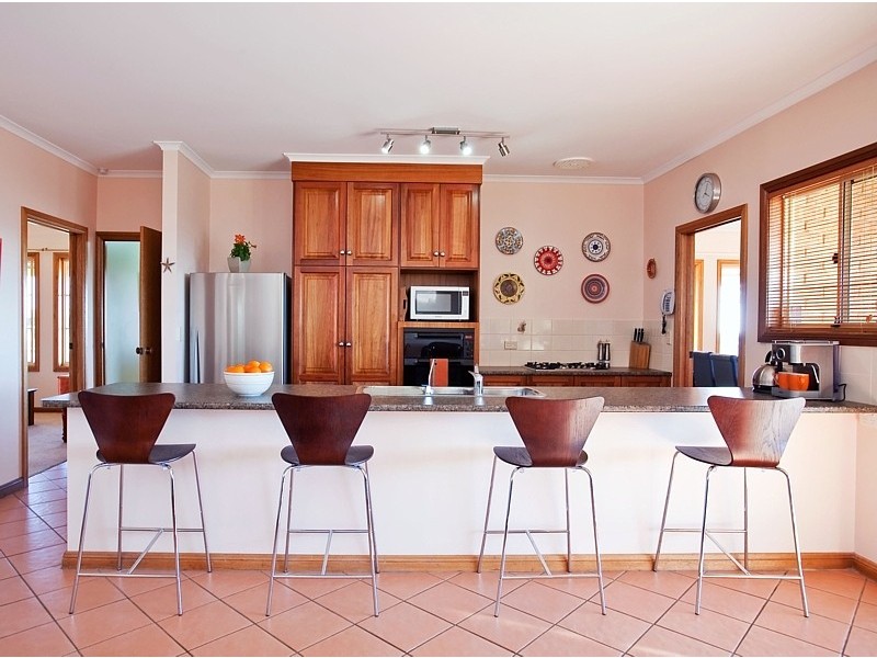 24 Fairhill  Street, Hallett Cove SA 5158