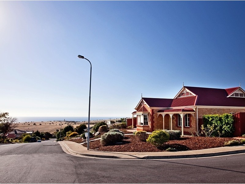 24 Fairhill  Street, Hallett Cove SA 5158