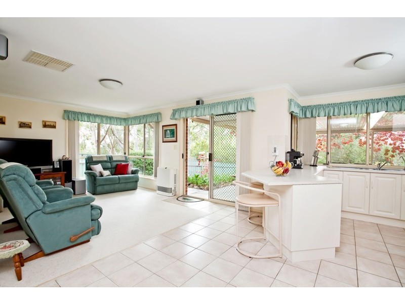 16 Gulfview Drive, Chandlers Hill SA 5159