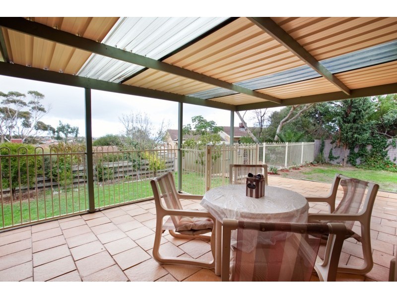 19 Elena Crescent, Hallett Cove SA 5158