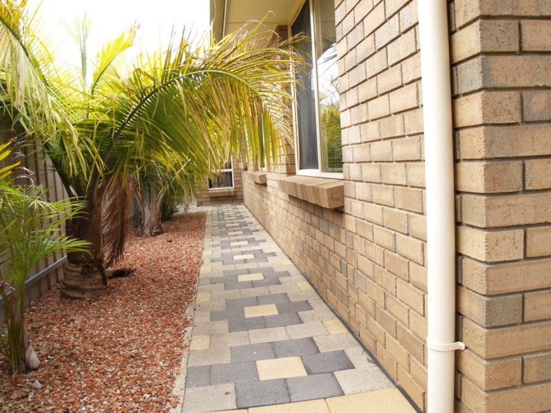 45 Cambourne Crescent, Seaford SA 5169