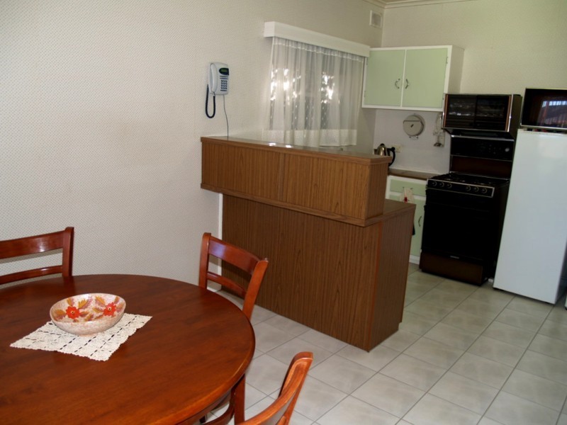 17 Stewart Avenue, Hackham SA 5163
