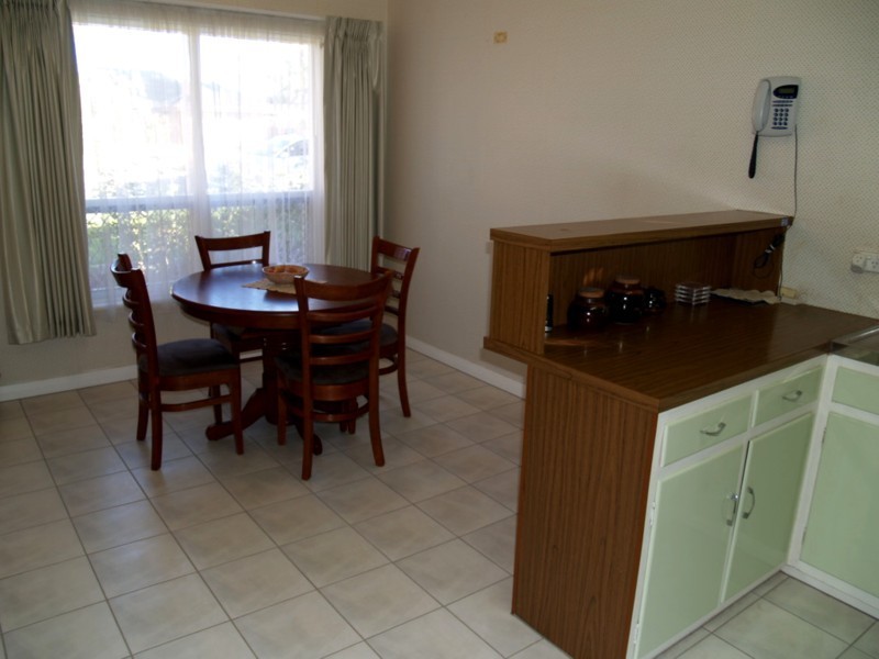 17 Stewart Avenue, Hackham SA 5163