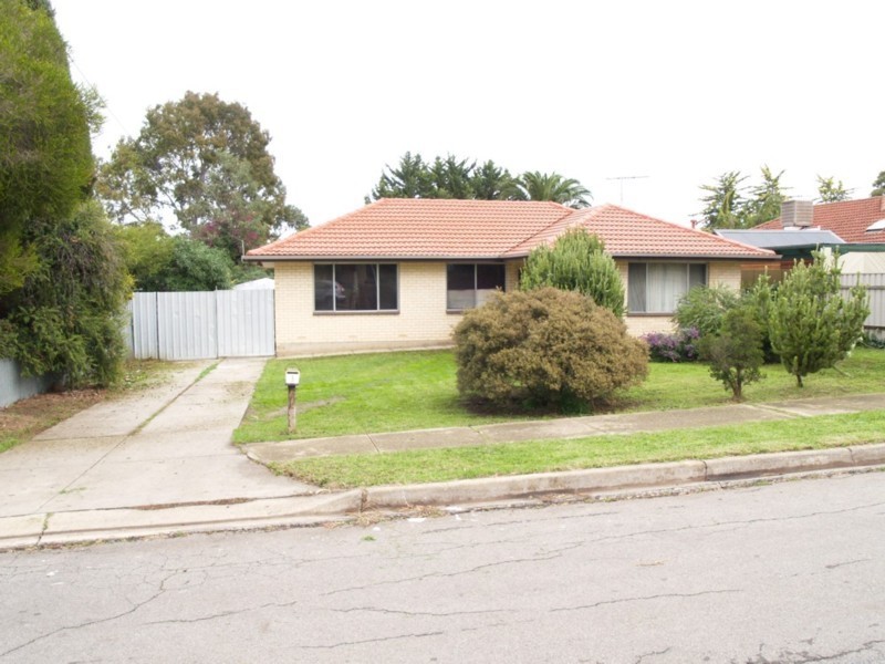 3 Clement Drive, Morphett Vale SA 5162