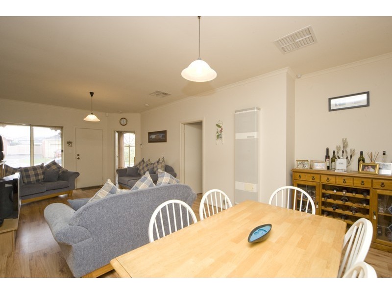 15 Hereford Lane, Woodcroft SA 5162