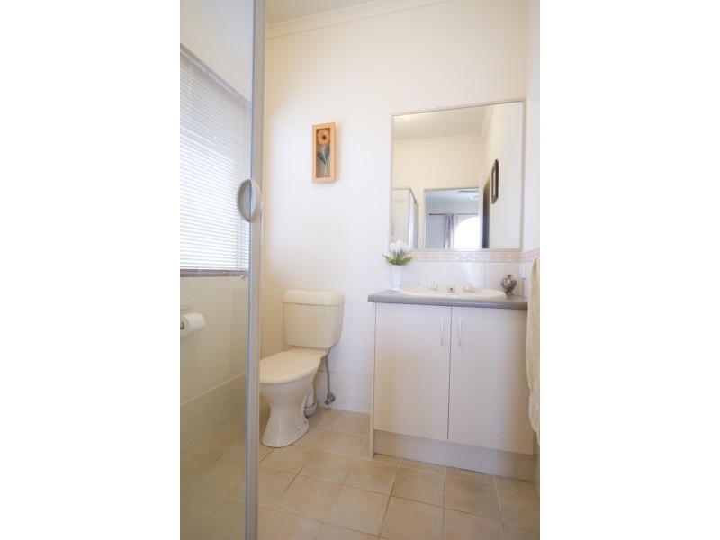 15 Hereford Lane, Woodcroft SA 5162
