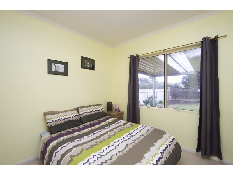 15 Hereford Lane, Woodcroft SA 5162