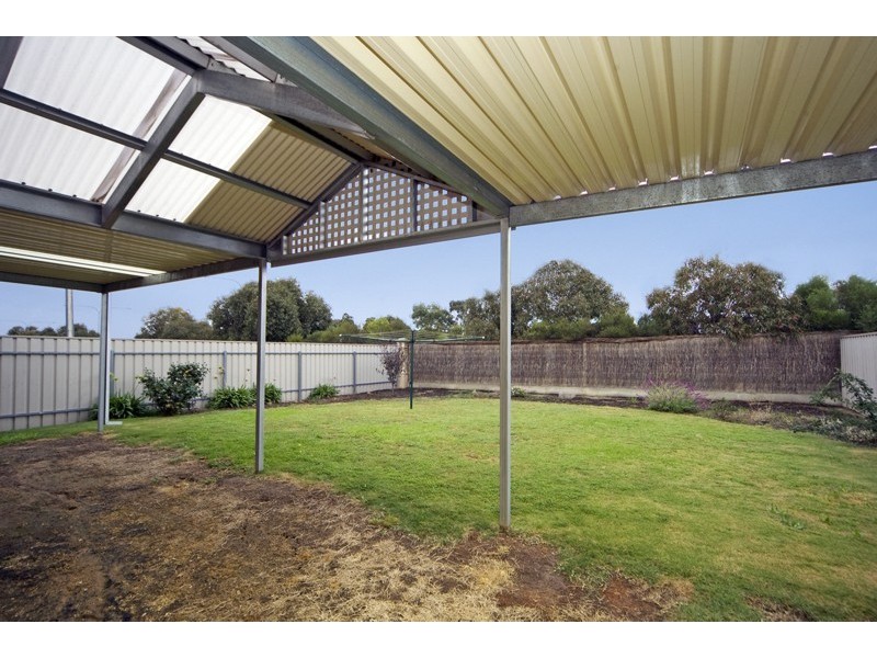 15 Hereford Lane, Woodcroft SA 5162