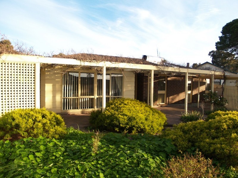 4 Clovelly Avenue, Christies Beach SA 5165