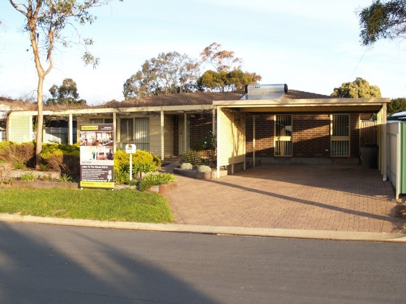 4 Clovelly Avenue, Christies Beach SA 5165