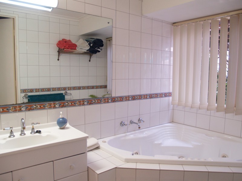 4 Clovelly Avenue, Christies Beach SA 5165