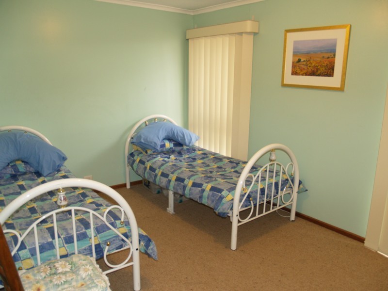 4 Clovelly Avenue, Christies Beach SA 5165