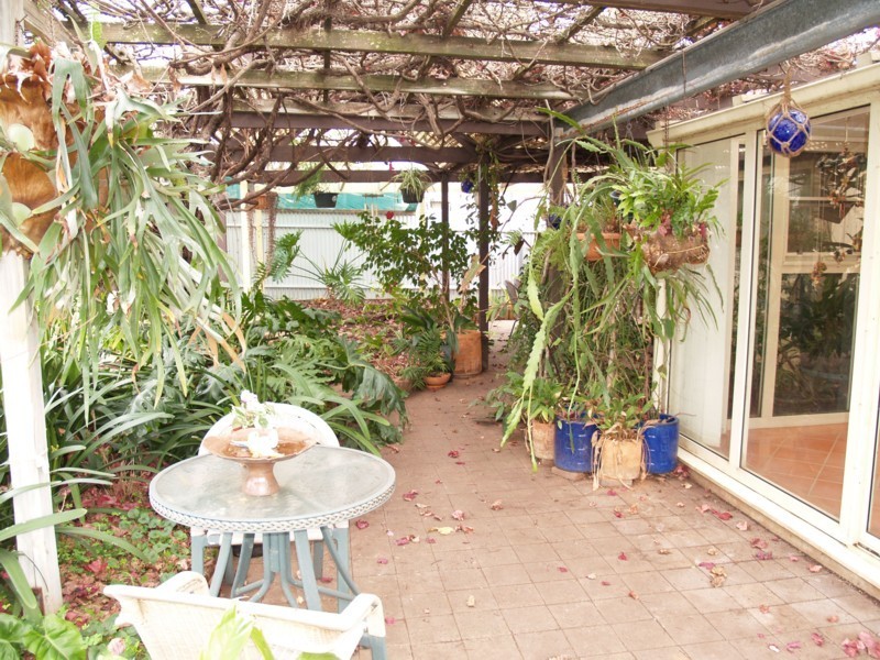 4 Clovelly Avenue, Christies Beach SA 5165