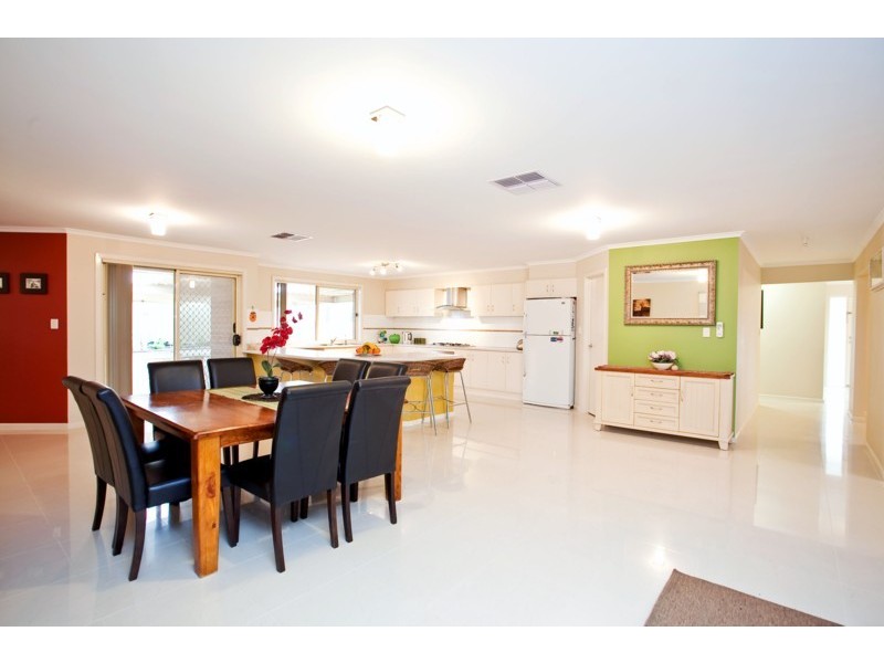 145 The Cove Road, Hallett Cove SA 5158