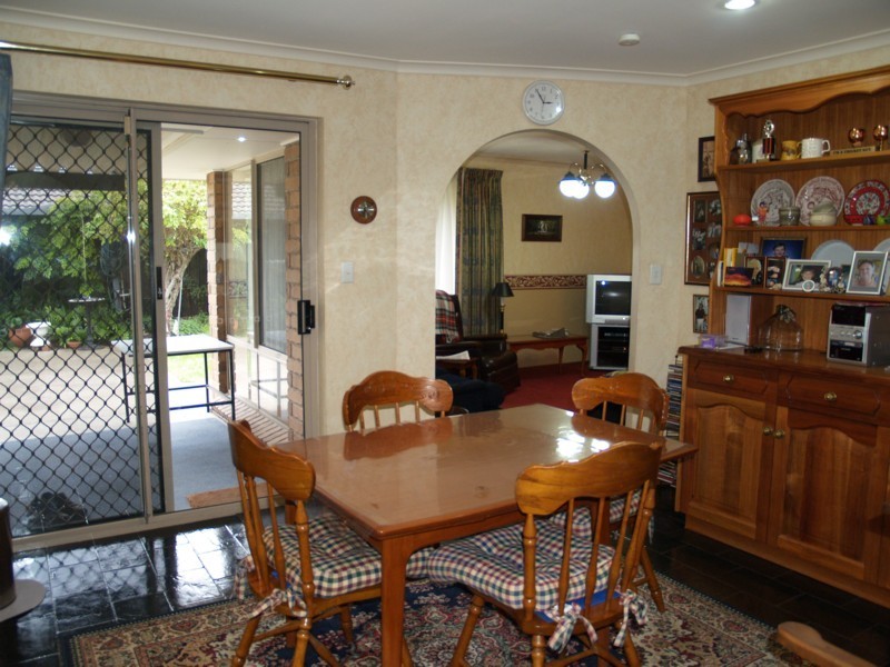 18 Oakhill Crescent, Morphett Vale SA 5162