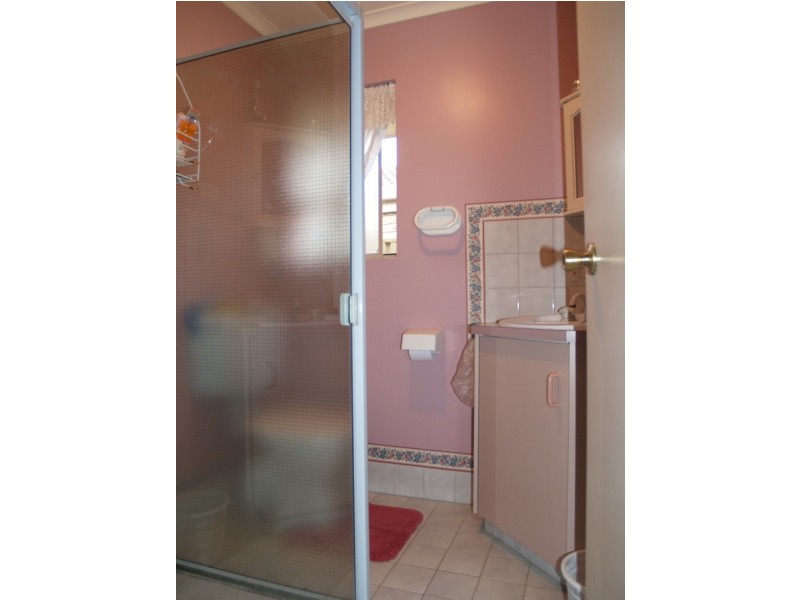 18 Oakhill Crescent, Morphett Vale SA 5162