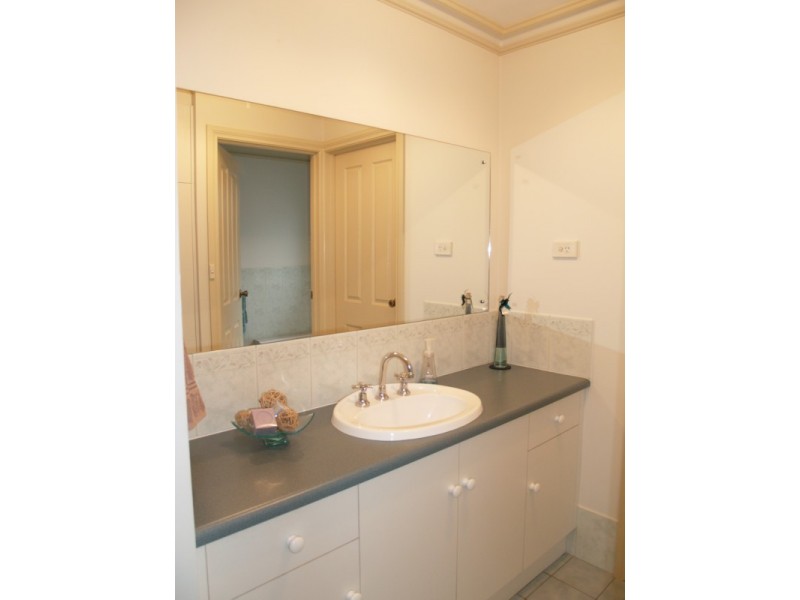 5 Winham Avenue, Old Reynella SA 5161