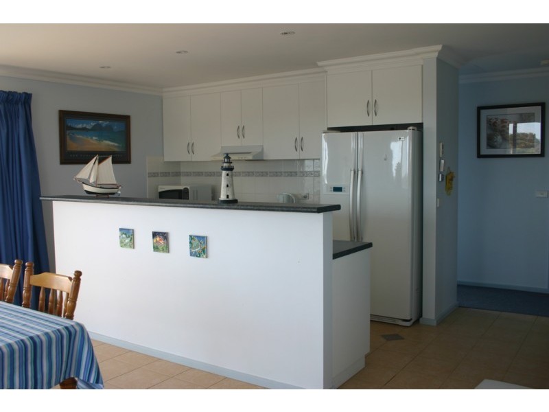 8 Falie Street, Port Broughton SA 5522