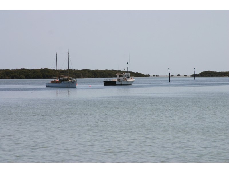 8 Falie Street, Port Broughton SA 5522