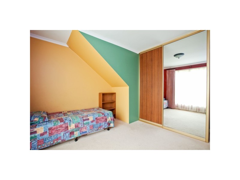 8 Wark Court, Morphett Vale SA 5162