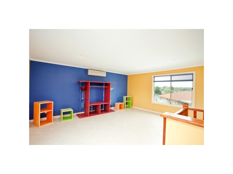 8 Wark Court, Morphett Vale SA 5162