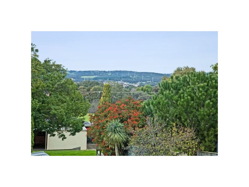 8 Wark Court, Morphett Vale SA 5162