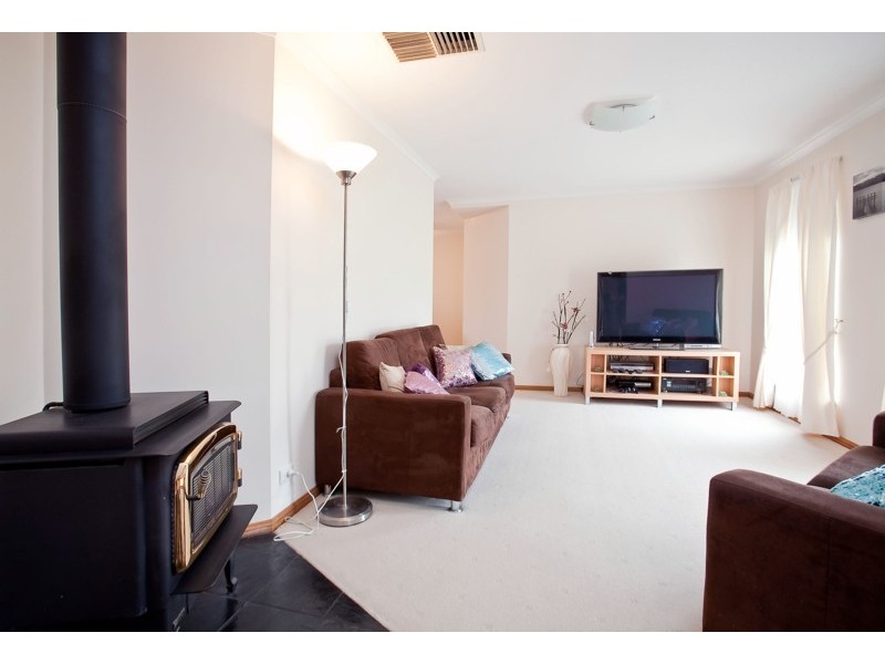 10 Arachne Drive, Hallett Cove SA 5158